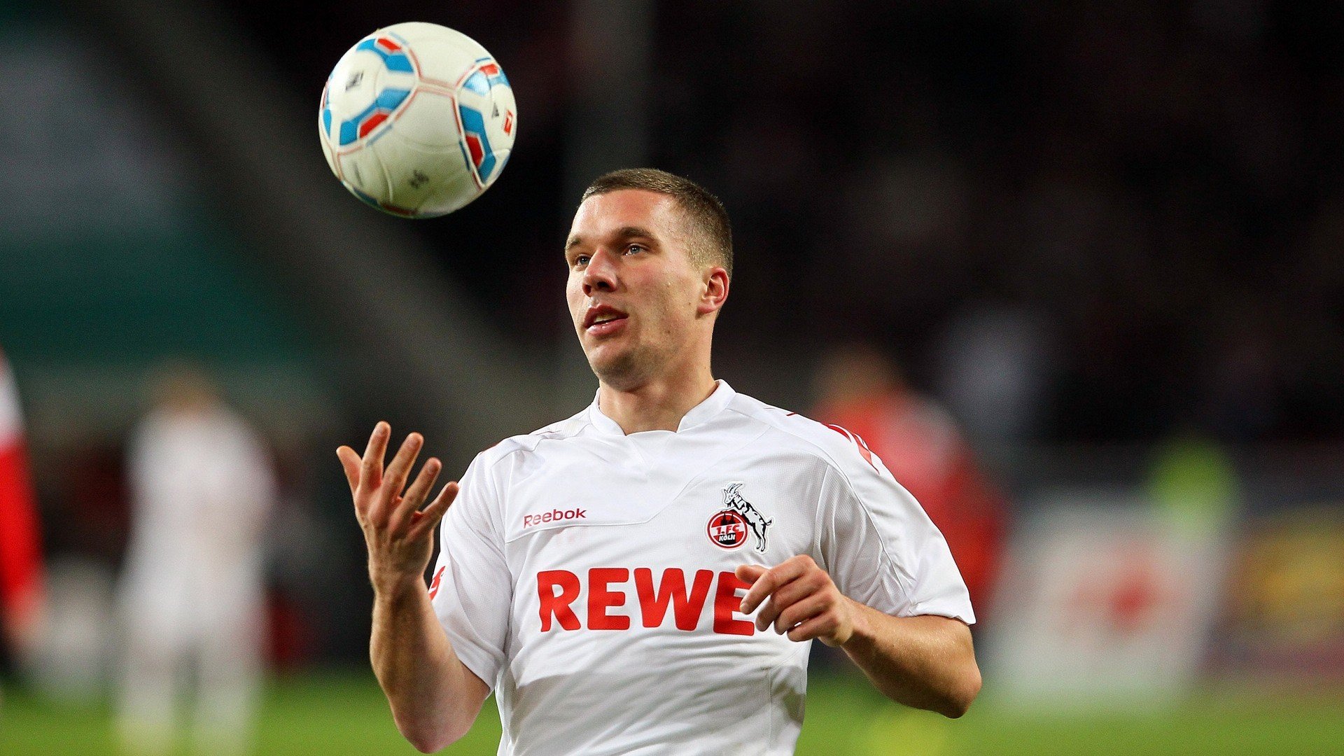 北欧风暴席卷巴黎，丹麦队横扫法国队，羽坛新星李梓嘉状态火热预示新时代？